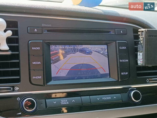 Синий Хендай Элантра, объемом двигателя 2 л и пробегом 147 тыс. км за 13790 $, фото 22 на Automoto.ua