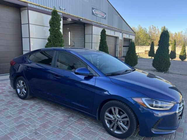 Синий Хендай Элантра, объемом двигателя 0 л и пробегом 112 тыс. км за 12750 $, фото 1 на Automoto.ua