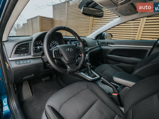 Синий Хендай Элантра, объемом двигателя 2 л и пробегом 92 тыс. км за 12000 $, фото 21 на Automoto.ua