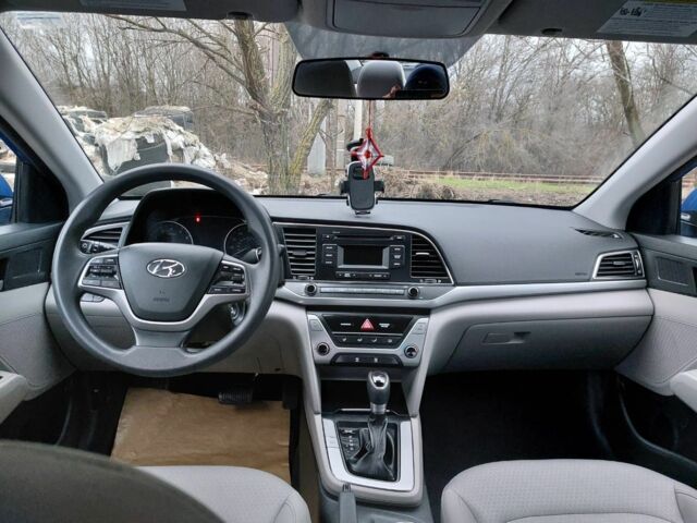 Синий Хендай Элантра, объемом двигателя 2 л и пробегом 80 тыс. км за 10500 $, фото 10 на Automoto.ua