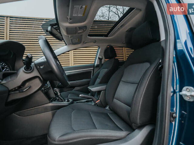 Синий Хендай Элантра, объемом двигателя 2 л и пробегом 92 тыс. км за 12000 $, фото 22 на Automoto.ua