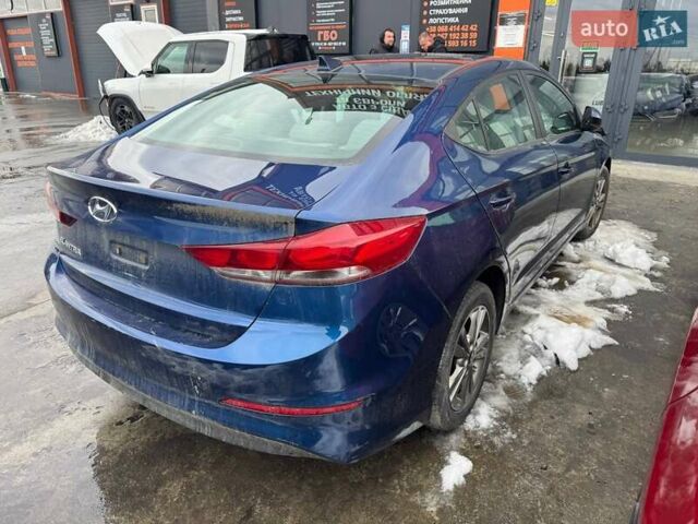 Синий Хендай Элантра, объемом двигателя 2 л и пробегом 113 тыс. км за 8900 $, фото 3 на Automoto.ua