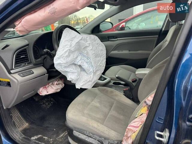 Синий Хендай Элантра, объемом двигателя 2 л и пробегом 113 тыс. км за 8900 $, фото 8 на Automoto.ua