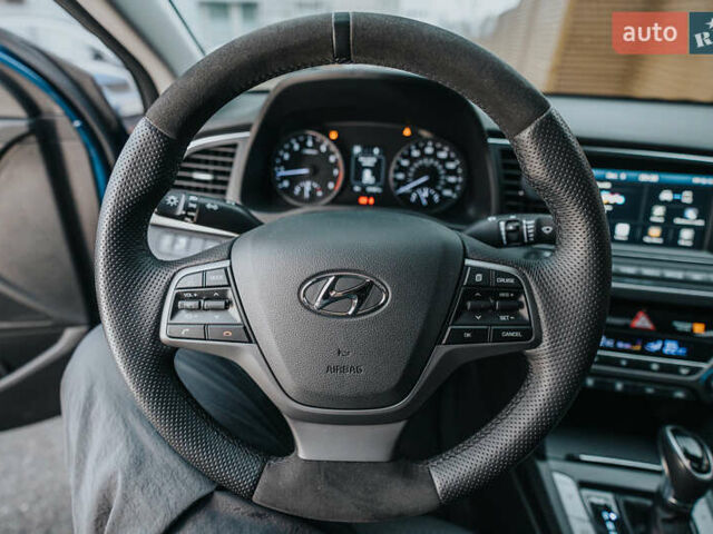 Синий Хендай Элантра, объемом двигателя 2 л и пробегом 92 тыс. км за 12000 $, фото 28 на Automoto.ua