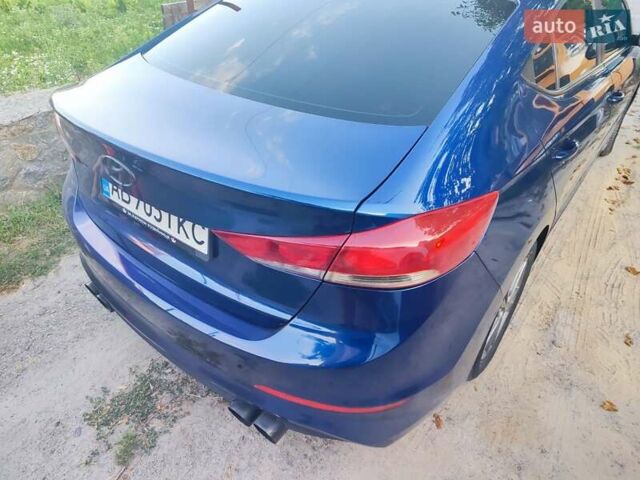 Синий Хендай Элантра, объемом двигателя 2 л и пробегом 60 тыс. км за 16500 $, фото 3 на Automoto.ua