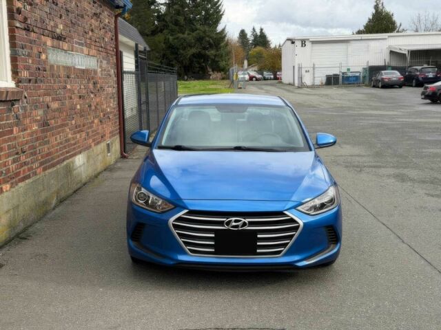 Синий Хендай Элантра, объемом двигателя 2 л и пробегом 53 тыс. км за 8000 $, фото 1 на Automoto.ua