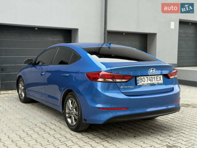 Синий Хендай Элантра, объемом двигателя 2 л и пробегом 209 тыс. км за 9300 $, фото 13 на Automoto.ua