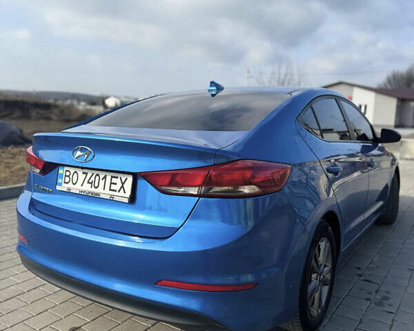 Синий Хендай Элантра, объемом двигателя 2 л и пробегом 207 тыс. км за 9500 $, фото 2 на Automoto.ua