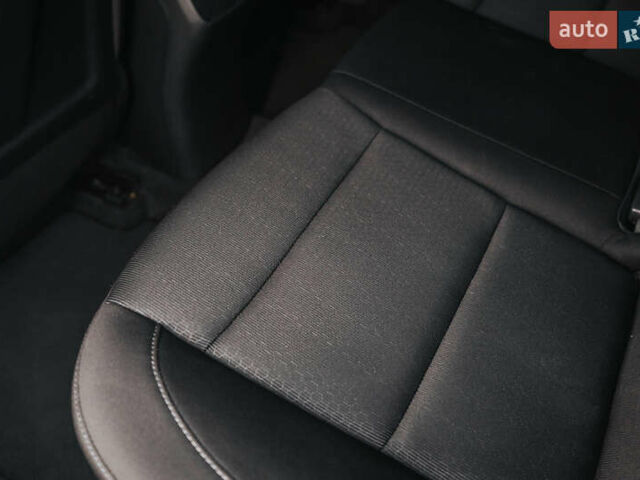 Синий Хендай Элантра, объемом двигателя 2 л и пробегом 92 тыс. км за 12000 $, фото 18 на Automoto.ua