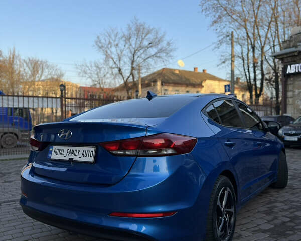Синій Хендай Елантра, об'ємом двигуна 2 л та пробігом 180 тис. км за 10500 $, фото 6 на Automoto.ua