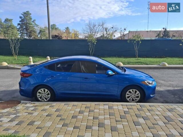 Хендай Элантра 2017 в Киеве на Automoto.ua Синий Хендай Элантра, объемом двигателя 2 л и пробегом 125 тыс. км за 10600 $, фото 2 на Automoto.ua