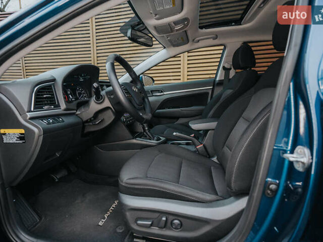 Синий Хендай Элантра, объемом двигателя 2 л и пробегом 92 тыс. км за 12000 $, фото 27 на Automoto.ua