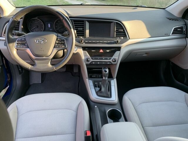 Синій Хендай Елантра, об'ємом двигуна 1.4 л та пробігом 90 тис. км за 10700 $, фото 6 на Automoto.ua