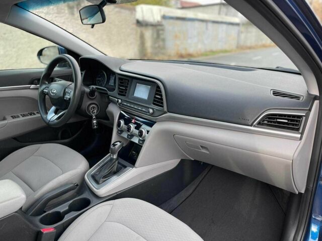 Синий Хендай Элантра, объемом двигателя 2 л и пробегом 110 тыс. км за 11450 $, фото 9 на Automoto.ua