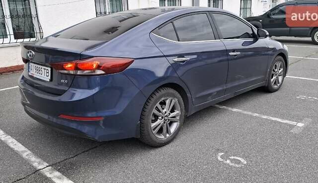 Хендай Элантра 2018 в Киеве на Automoto.ua Синий Хендай Элантра, объемом двигателя 2 л и пробегом 117 тыс. км за 14500 $, фото 4 на Automoto.ua