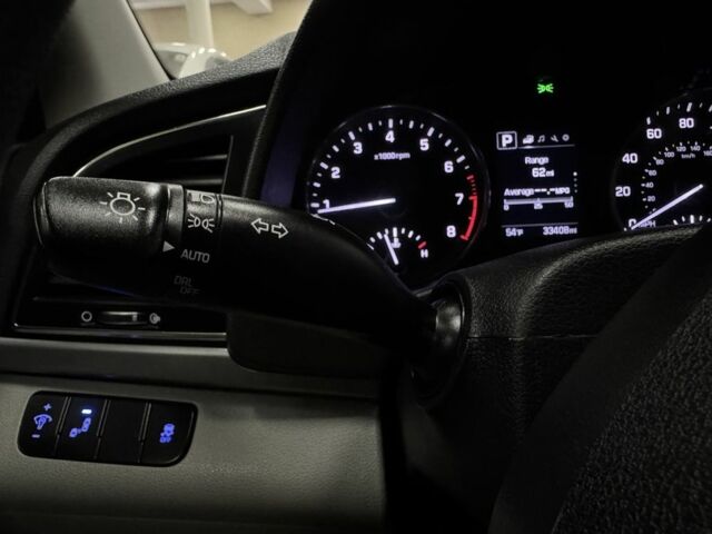 Синий Хендай Элантра, объемом двигателя 2 л и пробегом 33 тыс. км за 12500 $, фото 13 на Automoto.ua