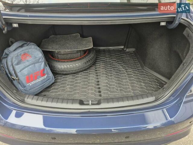 Синій Хендай Елантра, об'ємом двигуна 1.6 л та пробігом 119 тис. км за 13350 $, фото 61 на Automoto.ua