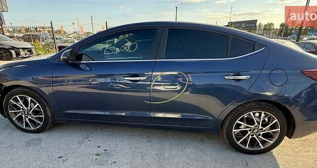 Синий Хендай Элантра, объемом двигателя 2 л и пробегом 162 тыс. км за 9200 $, фото 4 на Automoto.ua