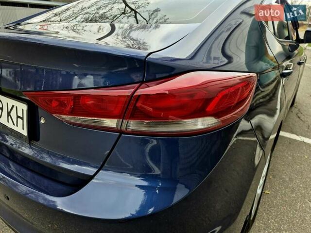 Синій Хендай Елантра, об'ємом двигуна 1.6 л та пробігом 119 тис. км за 13350 $, фото 19 на Automoto.ua