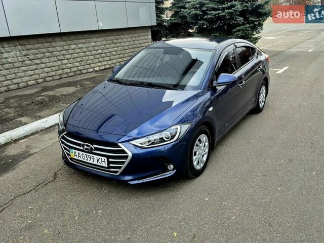 Синій Хендай Елантра, об'ємом двигуна 1.6 л та пробігом 119 тис. км за 13350 $, фото 7 на Automoto.ua