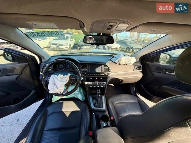 Синий Хендай Элантра, объемом двигателя 2 л и пробегом 162 тыс. км за 9200 $, фото 22 на Automoto.ua