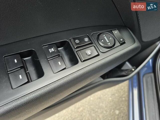 Синій Хендай Елантра, об'ємом двигуна 1.6 л та пробігом 119 тис. км за 13350 $, фото 42 на Automoto.ua