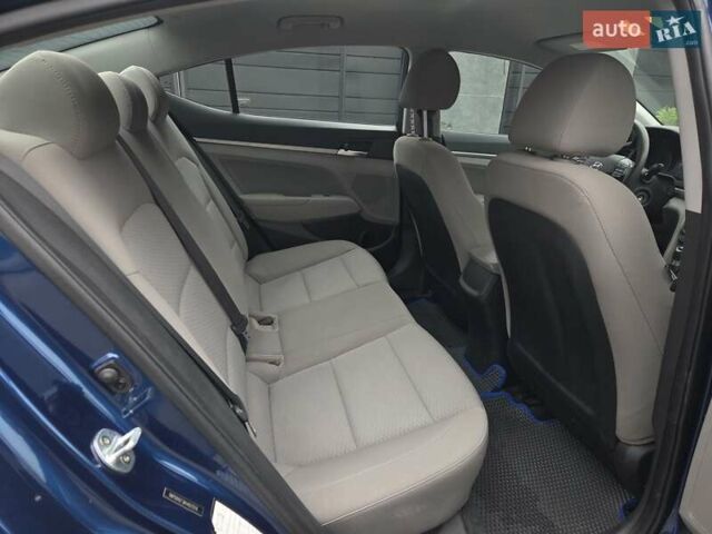 Синий Хендай Элантра, объемом двигателя 2 л и пробегом 98 тыс. км за 13500 $, фото 10 на Automoto.ua