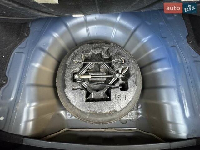 Синій Хендай Елантра, об'ємом двигуна 2 л та пробігом 56 тис. км за 11500 $, фото 40 на Automoto.ua