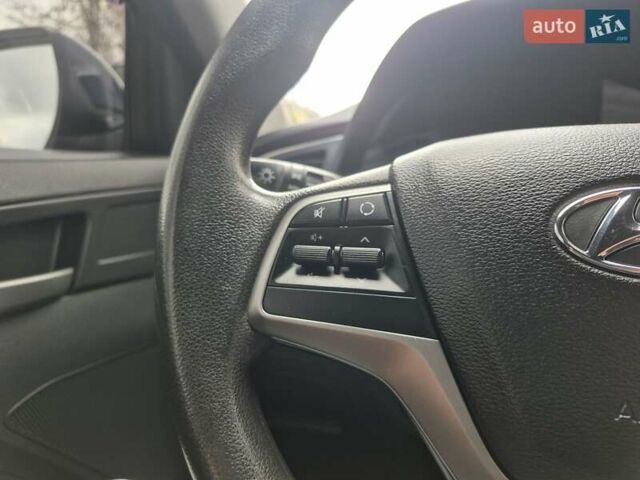Синій Хендай Елантра, об'ємом двигуна 1.6 л та пробігом 119 тис. км за 13350 $, фото 39 на Automoto.ua