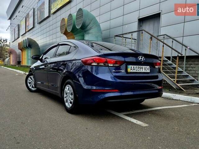 Синій Хендай Елантра, об'ємом двигуна 1.6 л та пробігом 119 тис. км за 13350 $, фото 81 на Automoto.ua