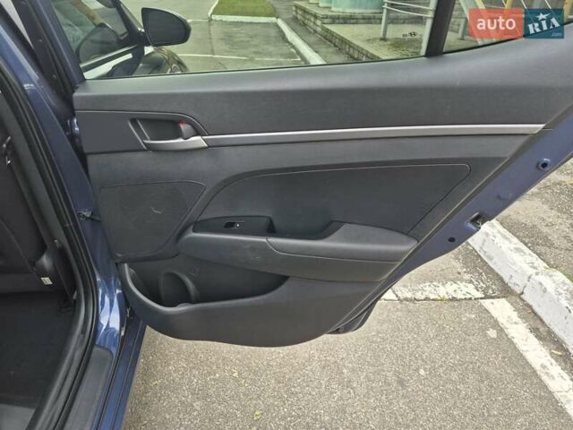 Синій Хендай Елантра, об'ємом двигуна 1.6 л та пробігом 119 тис. км за 13350 $, фото 47 на Automoto.ua