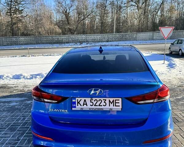 Синий Хендай Элантра, объемом двигателя 2 л и пробегом 190 тыс. км за 10300 $, фото 8 на Automoto.ua
