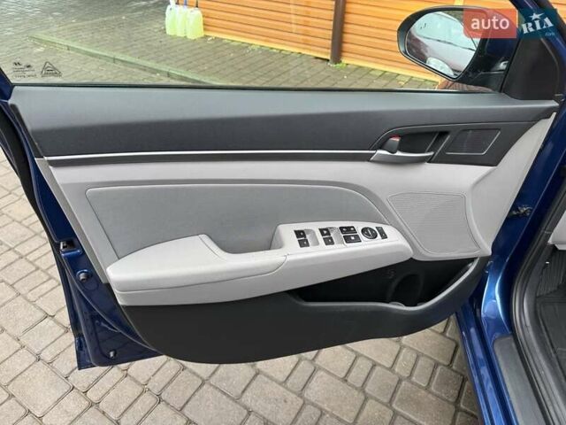 Синій Хендай Елантра, об'ємом двигуна 2 л та пробігом 56 тис. км за 11500 $, фото 47 на Automoto.ua