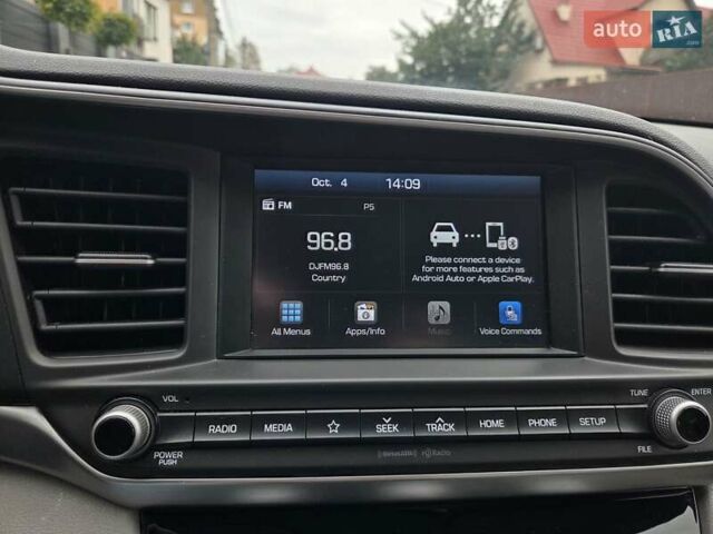Синий Хендай Элантра, объемом двигателя 2 л и пробегом 98 тыс. км за 13500 $, фото 13 на Automoto.ua