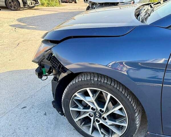 Синій Хендай Елантра, об'ємом двигуна 2 л та пробігом 160 тис. км за 8500 $, фото 5 на Automoto.ua