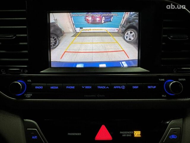 Синий Хендай Элантра, объемом двигателя 0 л и пробегом 33 тыс. км за 12500 $, фото 2 на Automoto.ua