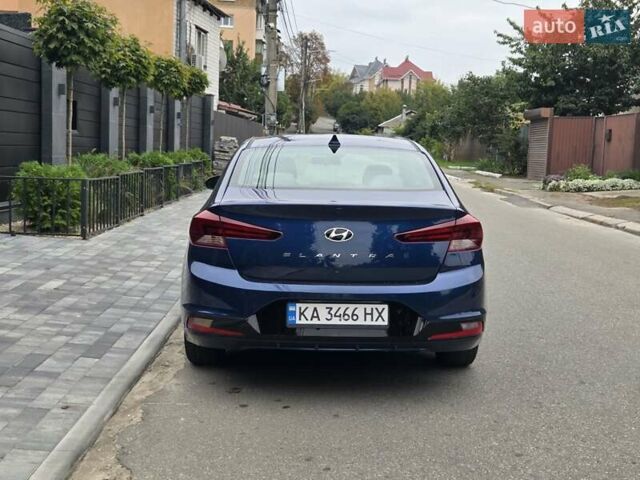 Синий Хендай Элантра, объемом двигателя 2 л и пробегом 98 тыс. км за 13500 $, фото 4 на Automoto.ua