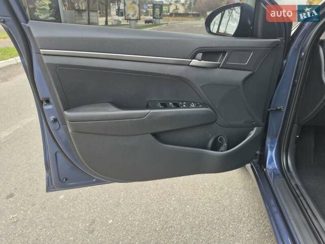Синій Хендай Елантра, об'ємом двигуна 1.6 л та пробігом 119 тис. км за 13350 $, фото 43 на Automoto.ua