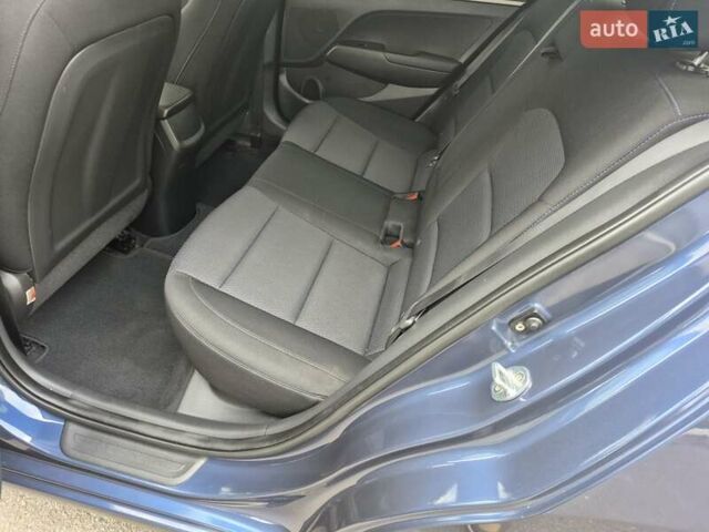 Синій Хендай Елантра, об'ємом двигуна 1.6 л та пробігом 119 тис. км за 13350 $, фото 46 на Automoto.ua