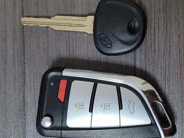 Синий Хендай Элантра, объемом двигателя 2 л и пробегом 68 тыс. км за 14300 $, фото 13 на Automoto.ua