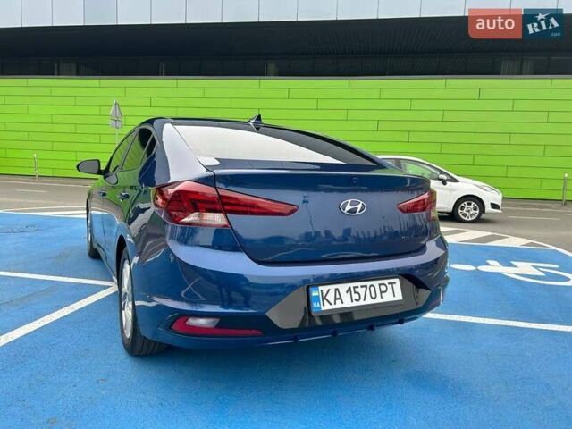 Синий Хендай Элантра, объемом двигателя 2 л и пробегом 140 тыс. км за 12800 $, фото 2 на Automoto.ua