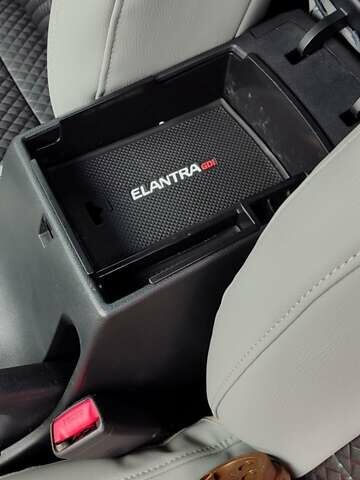 Синий Хендай Элантра, объемом двигателя 2 л и пробегом 68 тыс. км за 14300 $, фото 24 на Automoto.ua