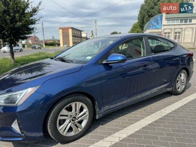 Синий Хендай Элантра, объемом двигателя 2 л и пробегом 150 тыс. км за 12900 $, фото 1 на Automoto.ua