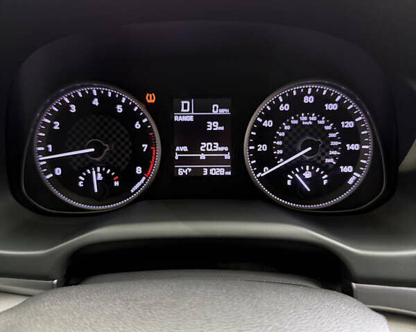 Синий Хендай Элантра, объемом двигателя 2 л и пробегом 50 тыс. км за 14500 $, фото 9 на Automoto.ua