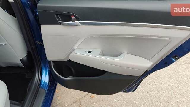 Синий Хендай Элантра, объемом двигателя 2 л и пробегом 68 тыс. км за 14300 $, фото 20 на Automoto.ua