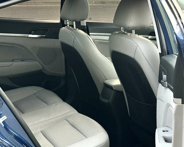 Хендай Элантра 2020 в Киеве на Automoto.ua Синий Хендай Элантра, объемом двигателя 2 л и пробегом 48 тыс. км за 14300 $, фото 15 на Automoto.ua