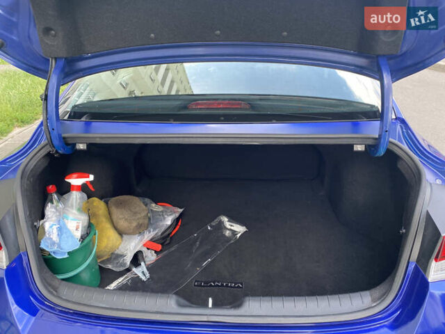 Синий Хендай Элантра, объемом двигателя 1.98 л и пробегом 79 тыс. км за 17999 $, фото 17 на Automoto.ua