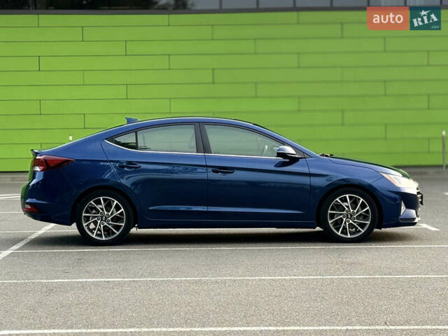 Хендай Элантра 2020 в Киеве на Automoto.ua Синий Хендай Элантра, объемом двигателя 2 л и пробегом 48 тыс. км за 14300 $, фото 4 на Automoto.ua