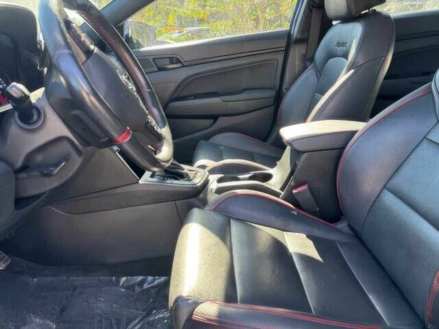 Синий Хендай Элантра, объемом двигателя 1.6 л и пробегом 39 тыс. км за 8000 $, фото 7 на Automoto.ua