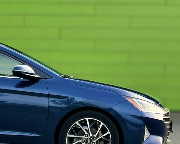 Хендай Элантра 2020 в Киеве на Automoto.ua Синий Хендай Элантра, объемом двигателя 2 л и пробегом 48 тыс. км за 14300 $, фото 10 на Automoto.ua